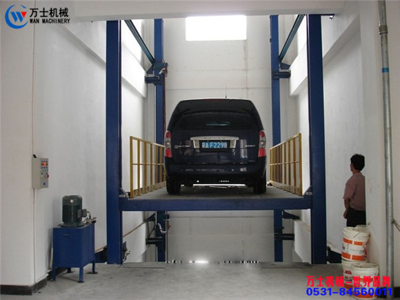 四柱汽車升降機